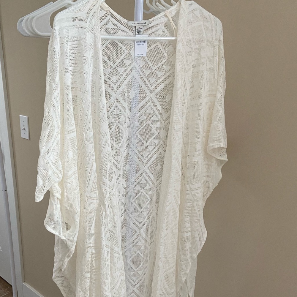 NWT American Eagle Cream Kimono